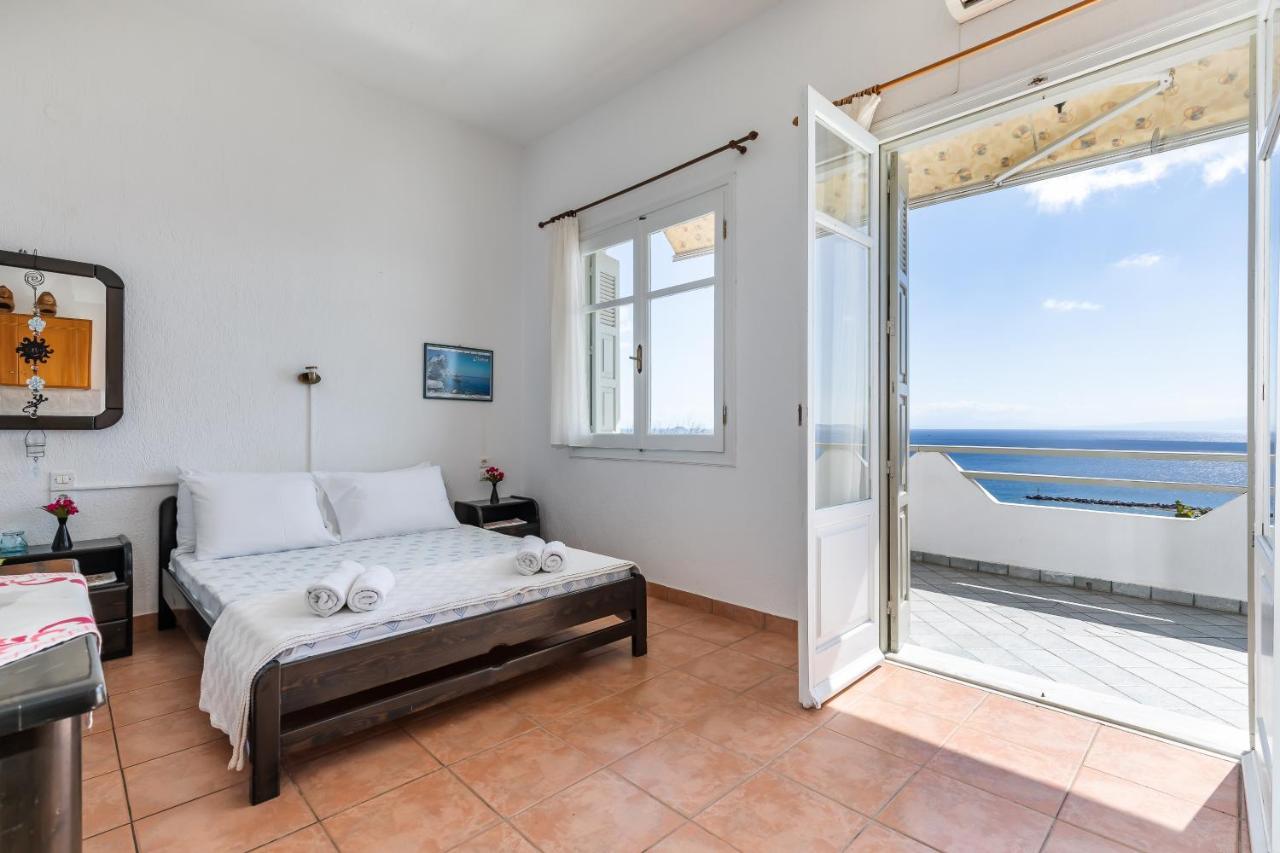 Servani Studios & Suites Loutraki  Buitenkant foto